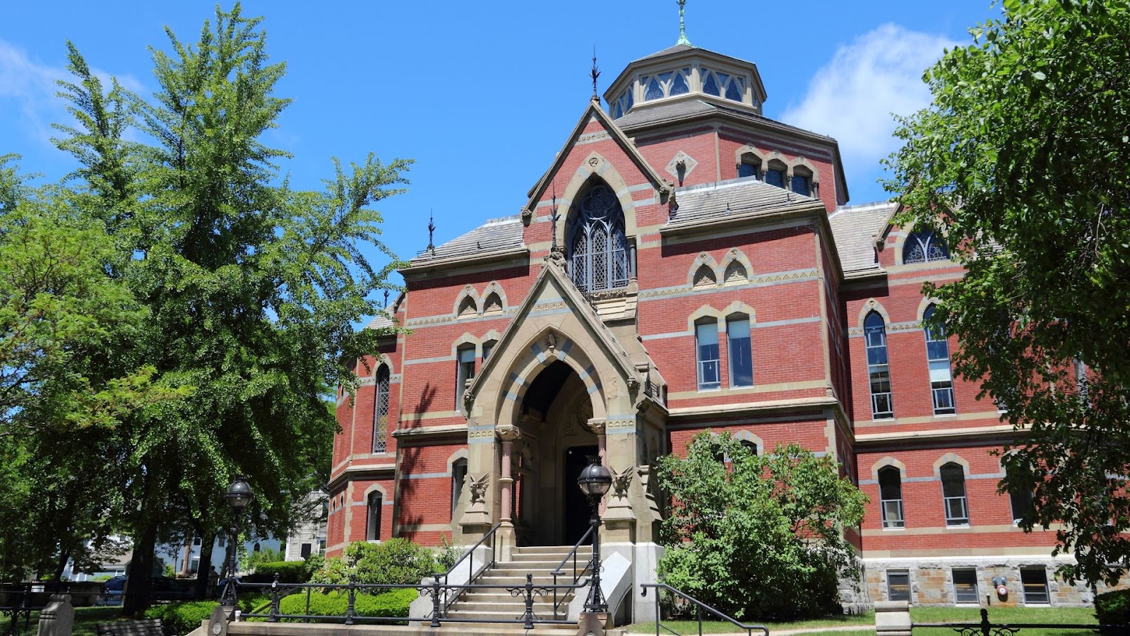 Brown University’s Ivy League Summer Program