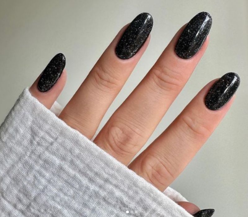Glittery Black Nails