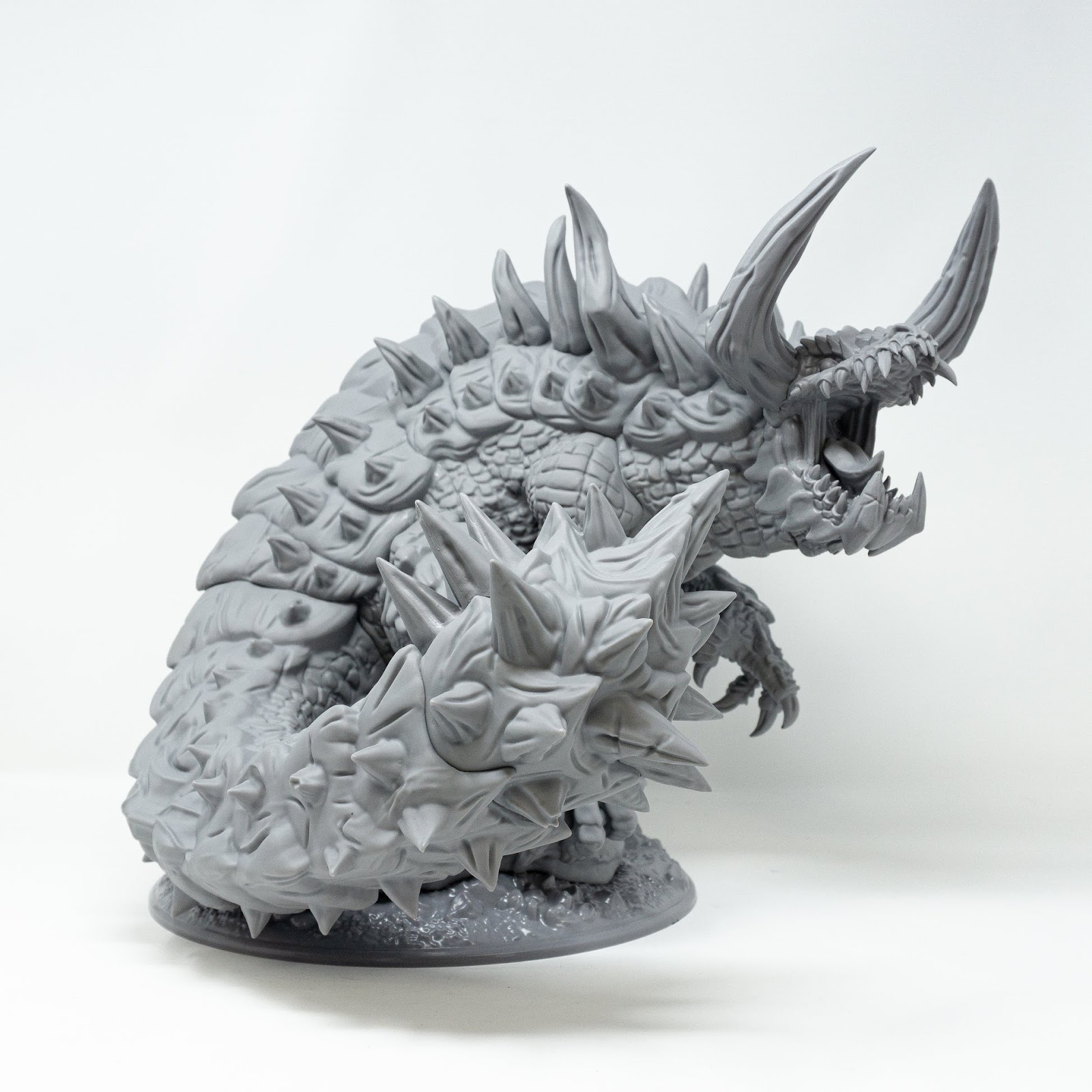 https://hitpointpress.com/cdn/shop/files/FG-Tarrasque-Grey2.jpg?v=1741880244&width=1946