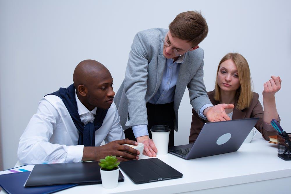 Using laptop6.jpg