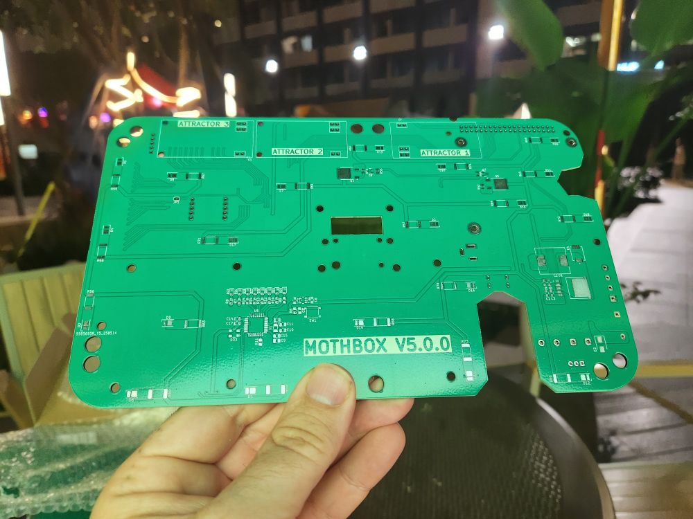 Direct view of the new PCB board for Mothboxes