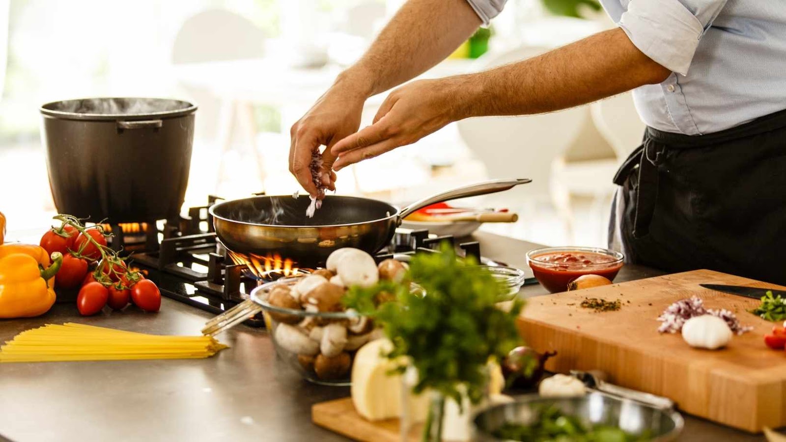 Organise your kitchen space after you rent a chef in the UK.