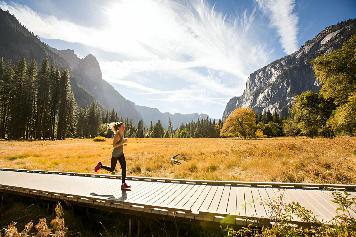 How to Stay Fit While Traveling Solo