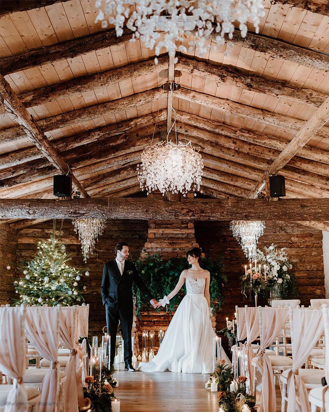 winter wedding decorations aisle bride groom lucydennisphotography