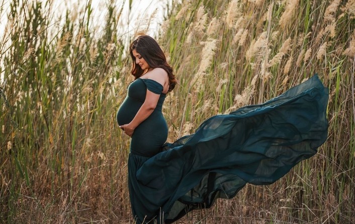 Dubai Garden Maternity Photoshoot Themes