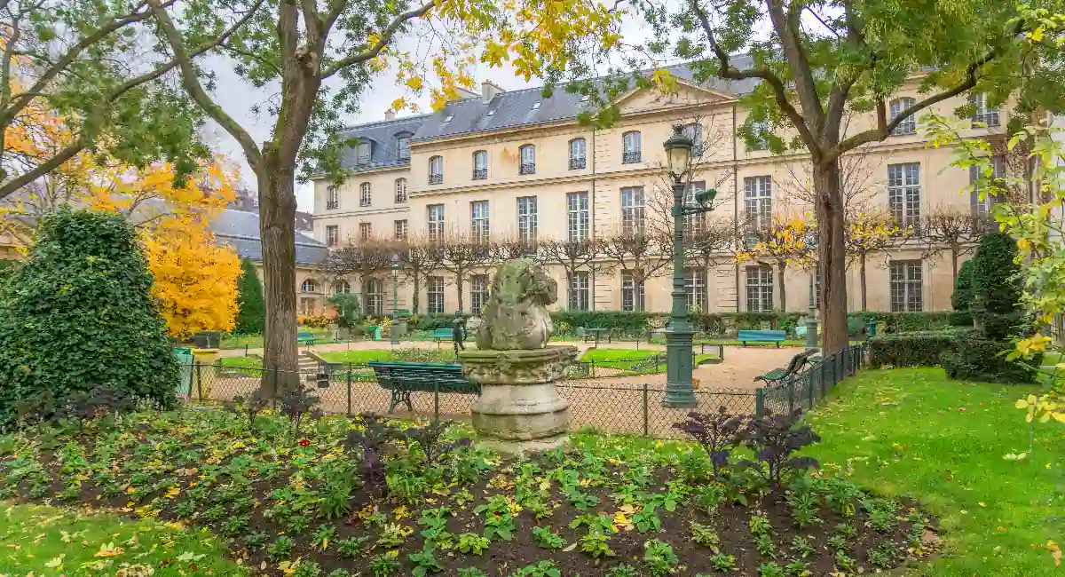 Hidden Gardens in Paris: Explore Secret Green Escapes | WeShare