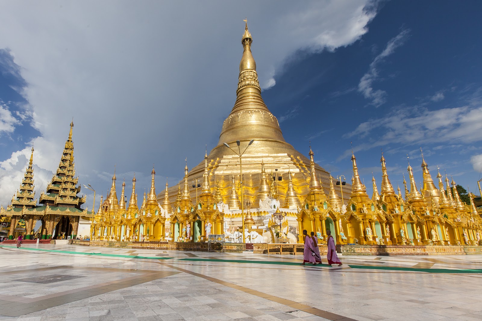 le_hoi_dac_sac_cua_myanmar_2-