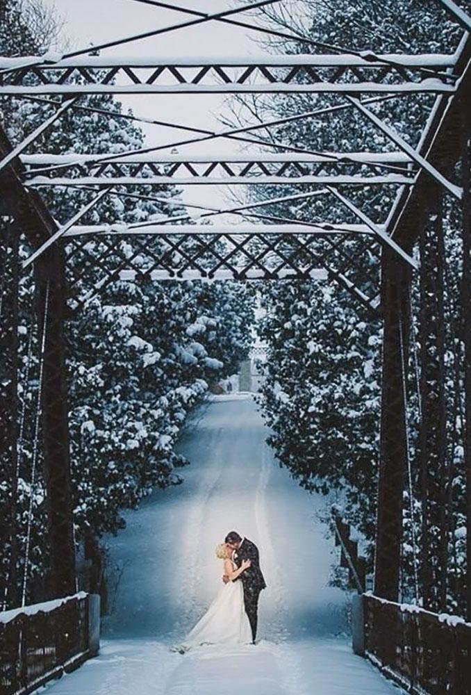 winter wedding photo ideas evening winter photo michaelsteingardphotography