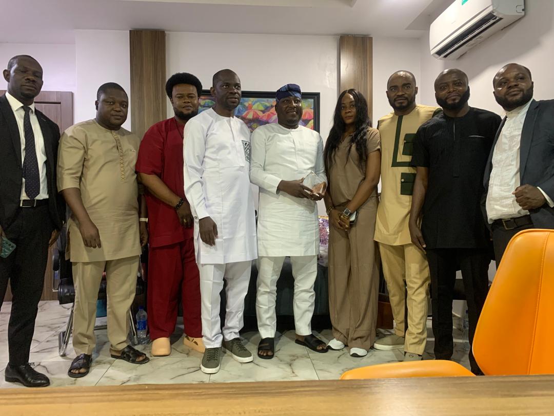 Prominent City Lawyer Shakeer A. Oshodi Honored with Prestigious SDNON Excellence in Legal Innovation Award