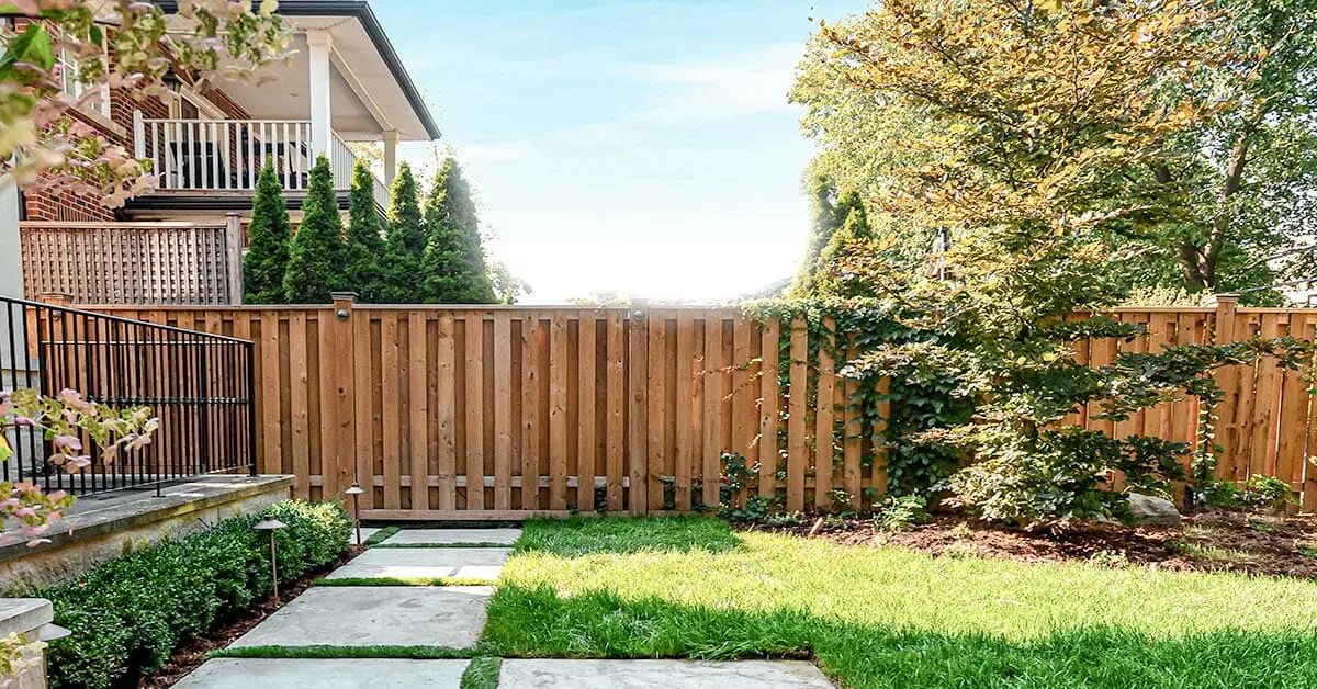 Vertical Privacy Wood Fences