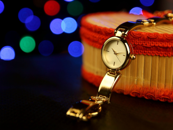 Where to Buy the Best Watches for Holi Gifts-Gift a Watch This Holi