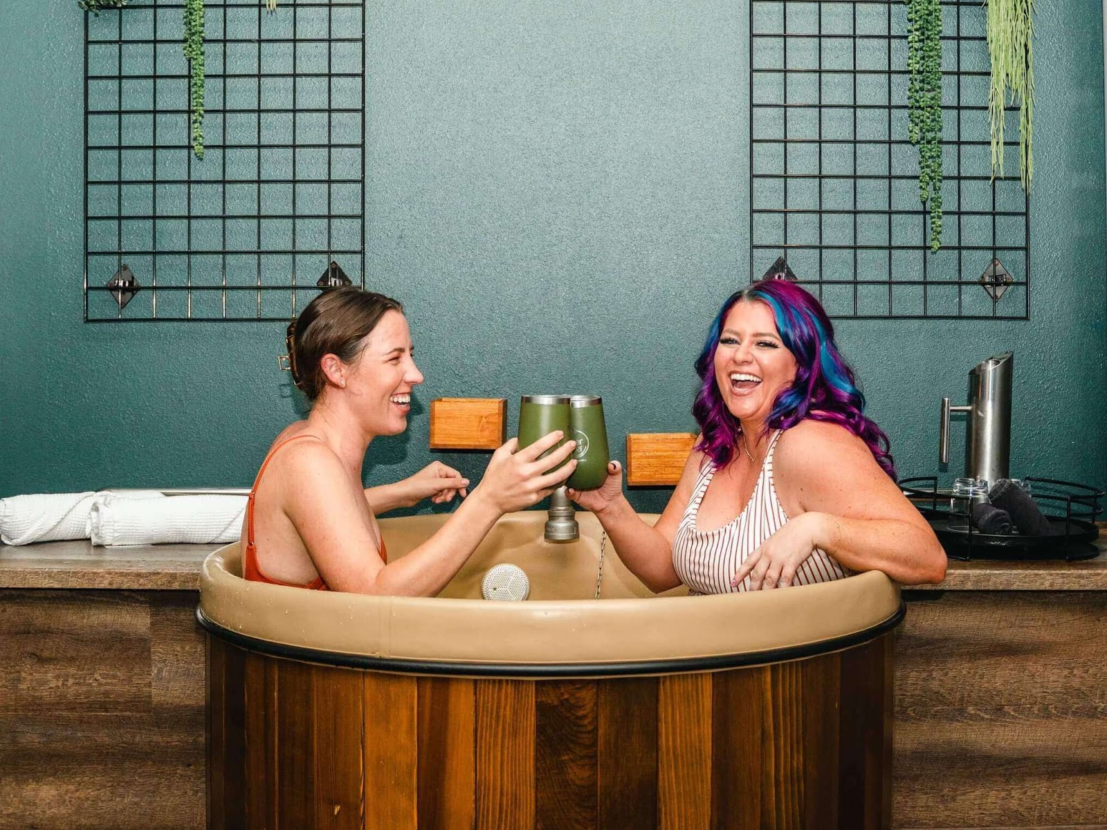 two people taking a beer bath at Oakwell Beer Spa in Denver