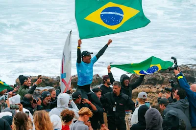 Samuel Pupo conquista o primeiro lugar no Ericeira Pro (Foto: WSL)