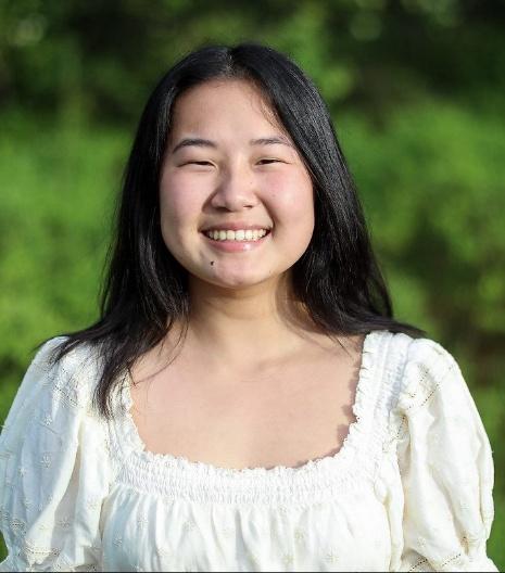 A person smiling at camera

AI-generated content may be incorrect.