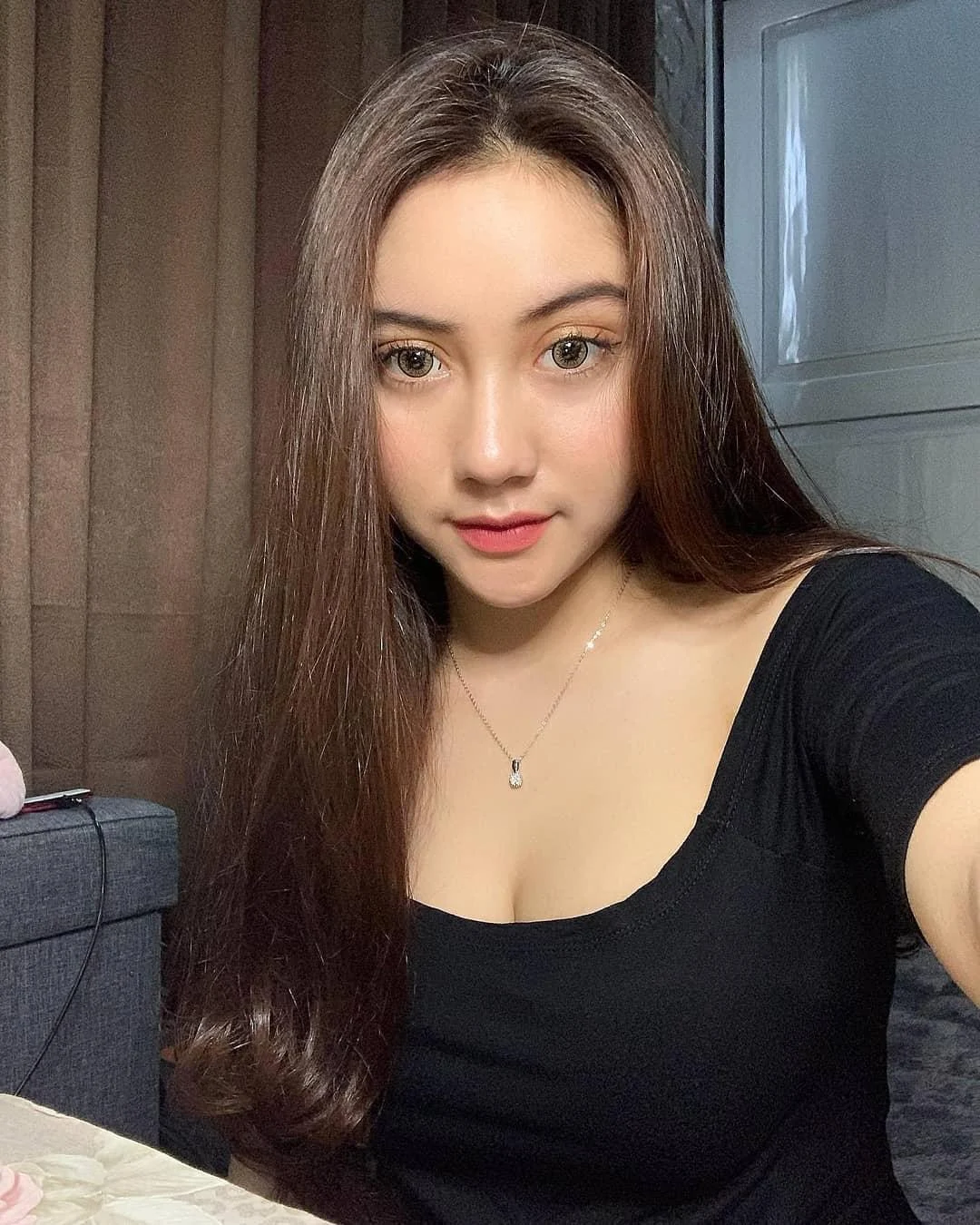 Cewek Indo Memesona dengan Kulit Eksotis, kulit eksotis, cewek cantik, wanita indo