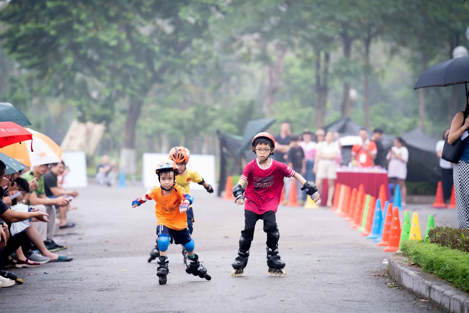 Những điểm nổi bật của giày patin Flying Eagle F1S