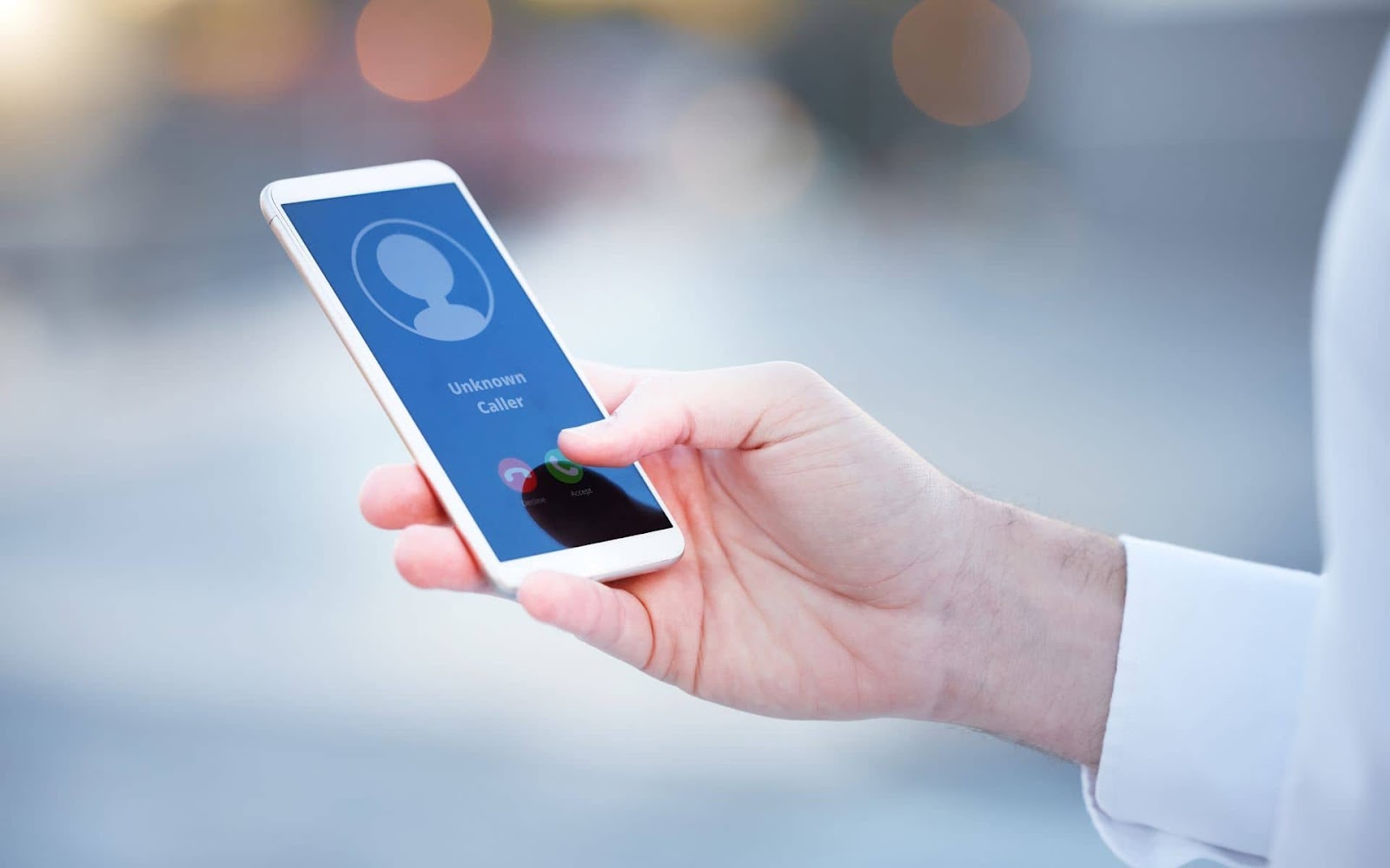 Unknown caller displayed on a phone screen, cancel NumberGuru to avoid unwanted calls