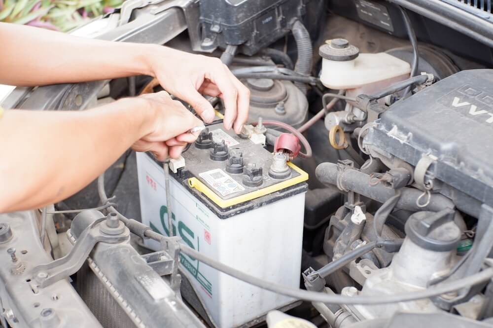 Kapan Waktu Ganti Aki untuk Volvo S40 agar Mobil Tetap Prima