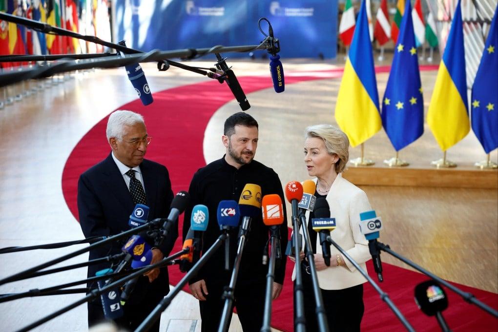 We are not alone': Zelensky thanks Europe at crisis summit | South China Morning Post

https://cdn.i-scmp.com/sites/default/files/styles/1020x680/public/d8/images/canvas/2025/03/07/63ec1f9c-0470-4950-9f17-f9ce42e08fbe_beec03a7.jpg?itok=dF0LaDL8&v=1741280357