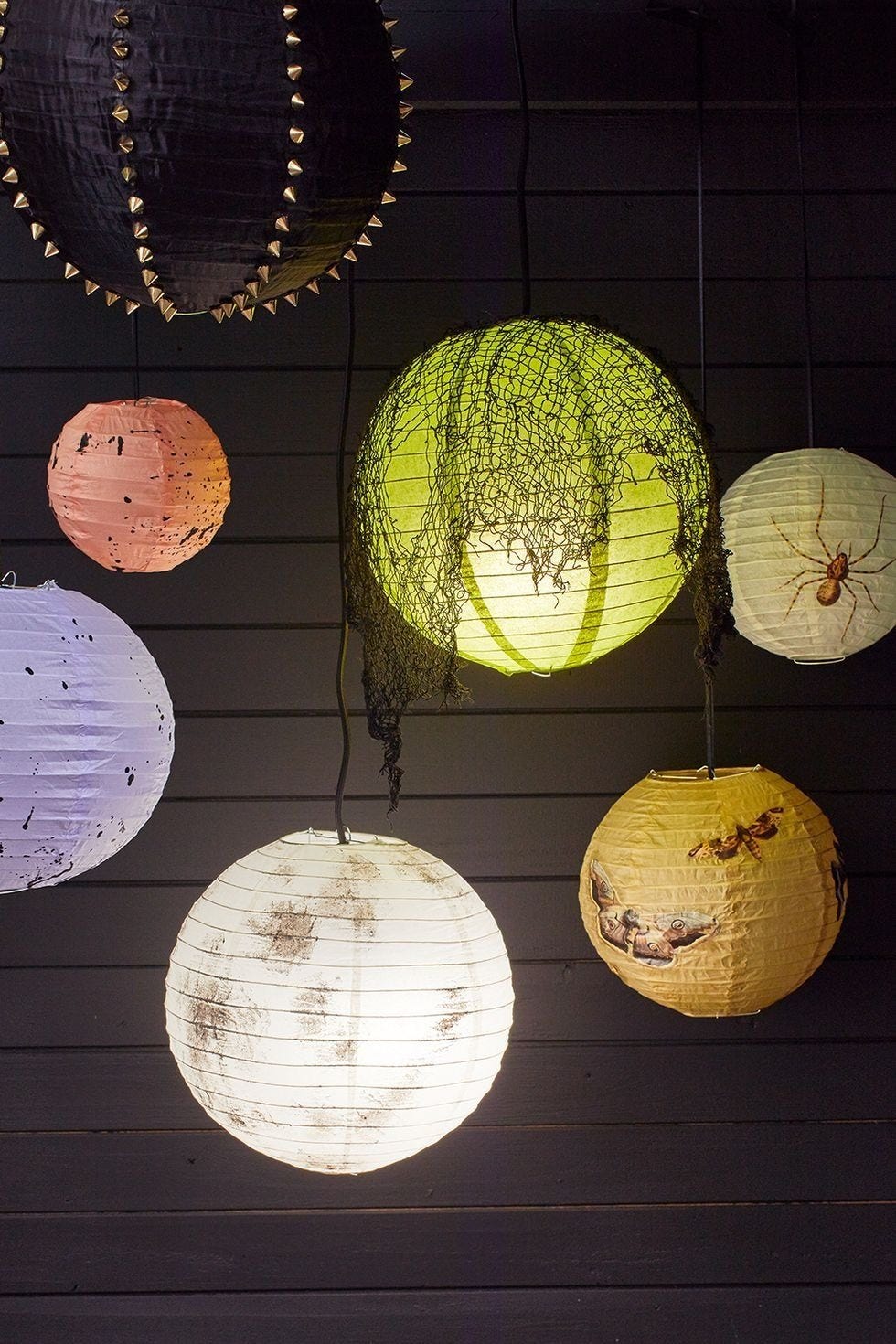 diy halloween decorations paper lanterns glowing outdoors