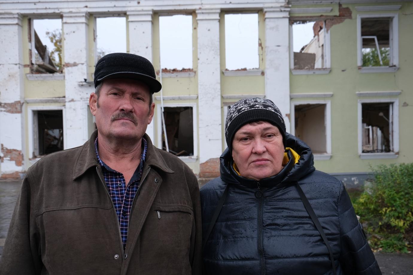 Василь та Любов Максимчуки, 8 місяців після загибелі їхнього сина. © Денис Волоха [охтирка]