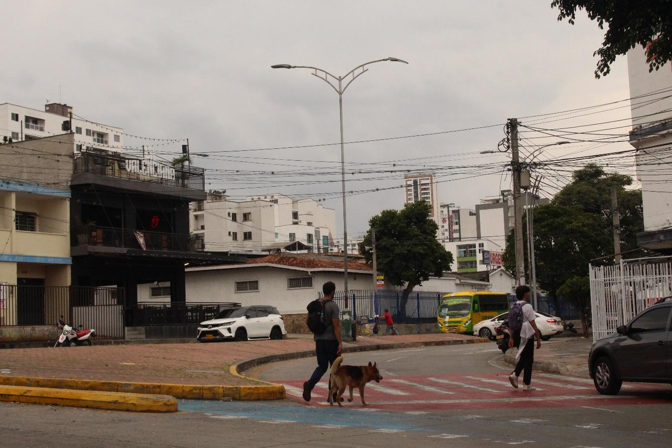 Alcaldía modernizará alumbrado de carrera 27