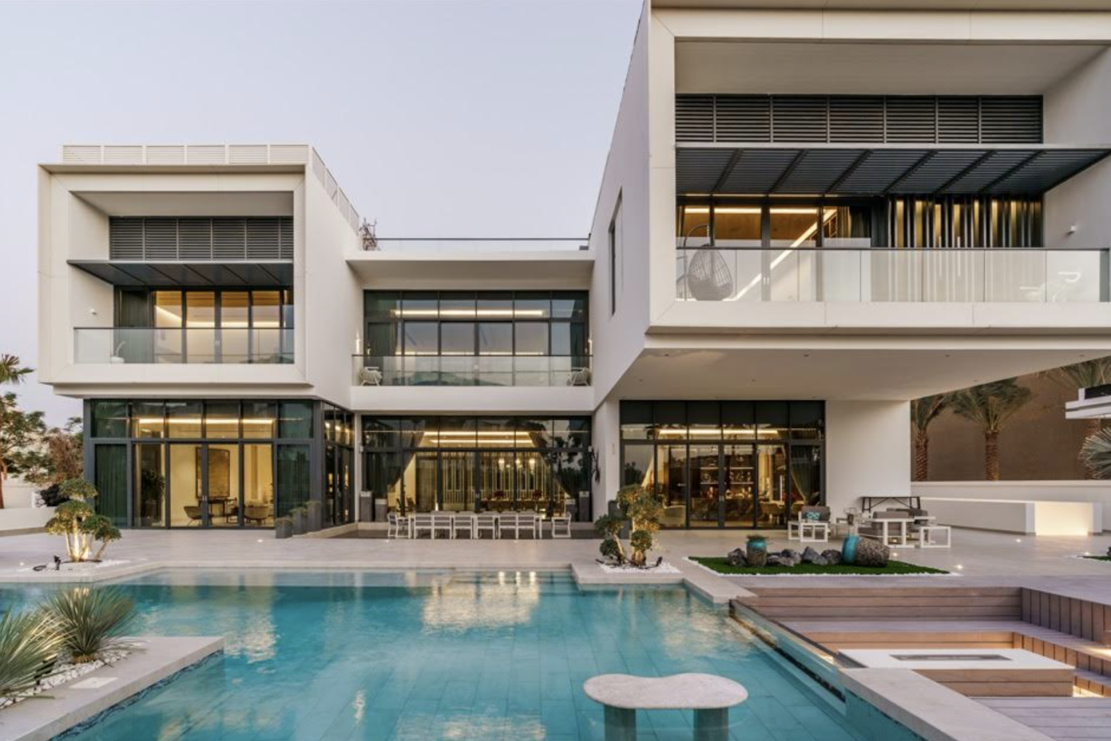 The Sales Shaping Dubai’s Super Prime Market This Year