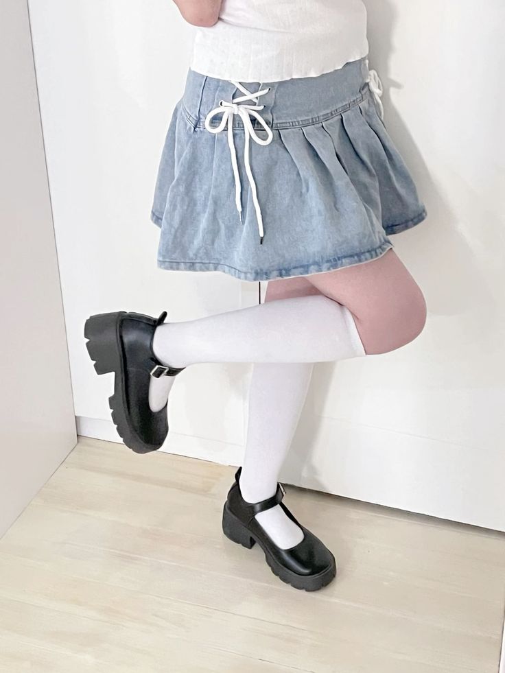 Koi Platform Mary Jane front