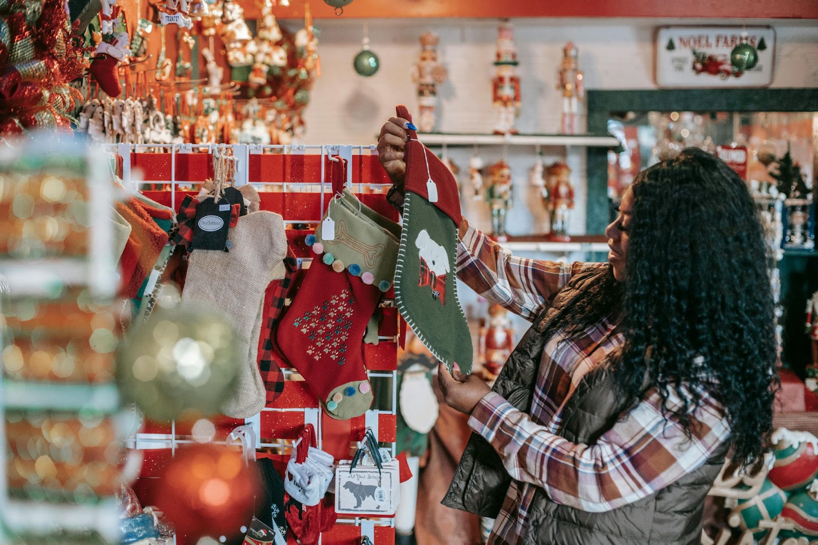 Holiday Media Kit for Consignment Stores: Your Guide to a Successful Season