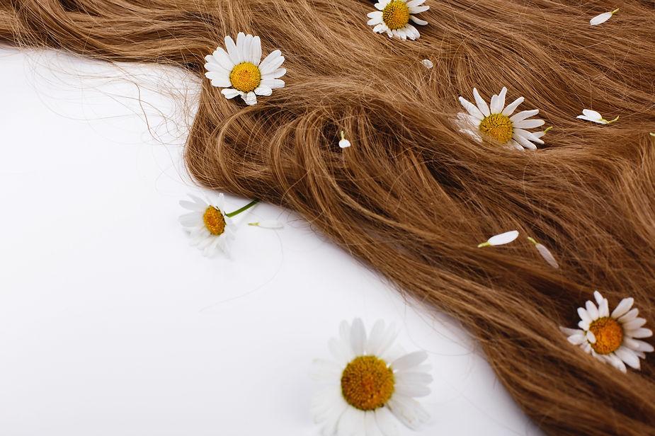 An elegant and stylish hair with flower