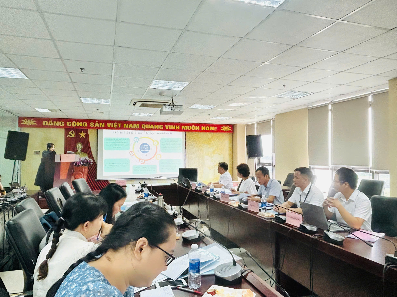 Trường Đại học Hà Tĩnh tổ chức chấm khóa luận tốt nghiệp cho sinh viên các ngành khối Sư phạm