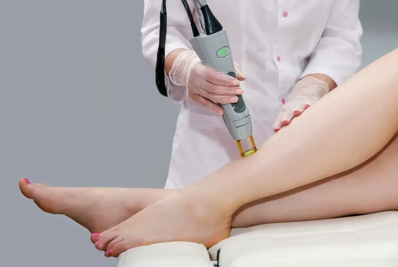 the image show the laser hair removal done on legs. https://ageology.in/