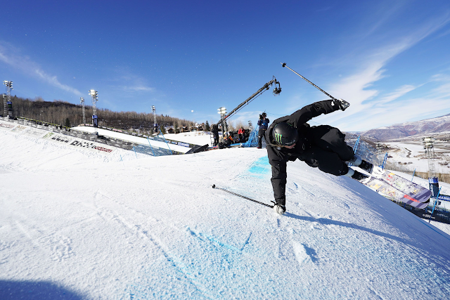 Esqui feminino Knuckle Huck (Foto: X Games)