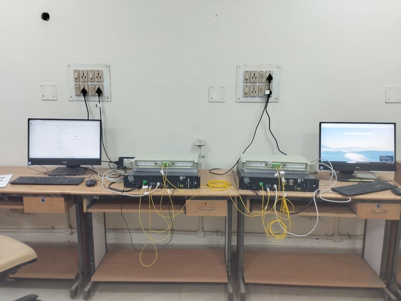 A row of computers on a desk

AI-generated content may be incorrect.