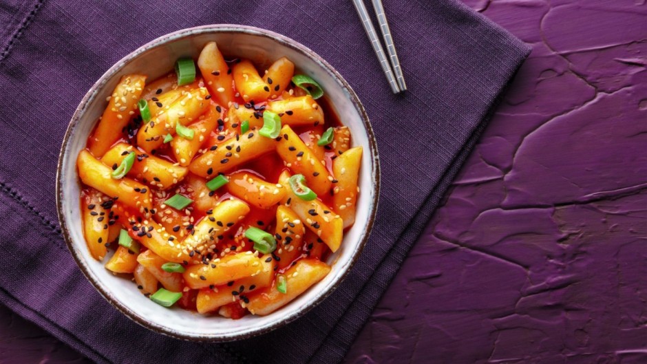 popular-korean-dishes-tteobokki-rice-cake-wang-house