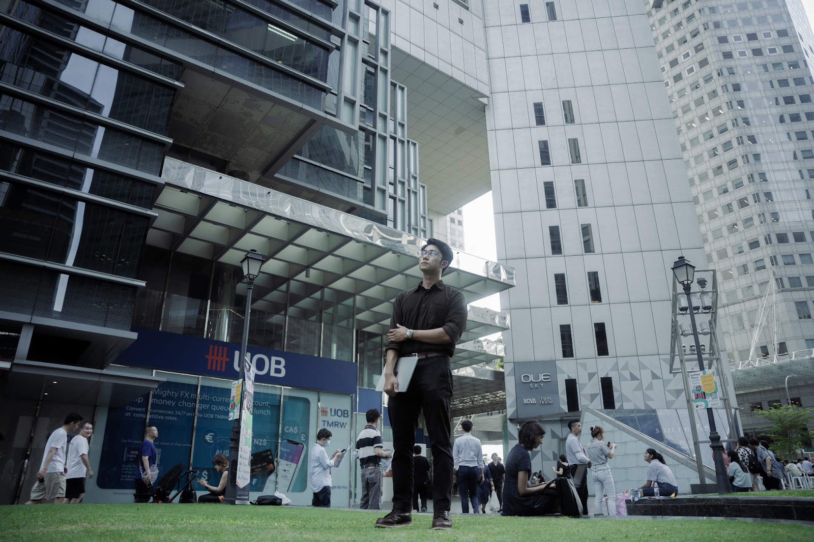 CBD worker raffles place