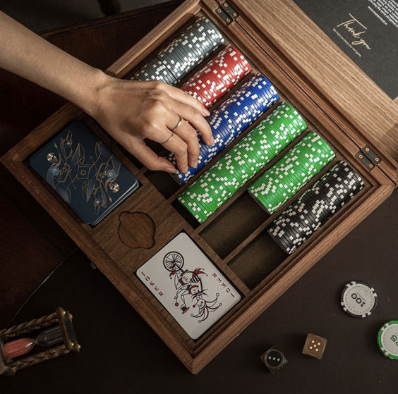 No Excuses You Have To Have A Professional Poker Set To Play Poker