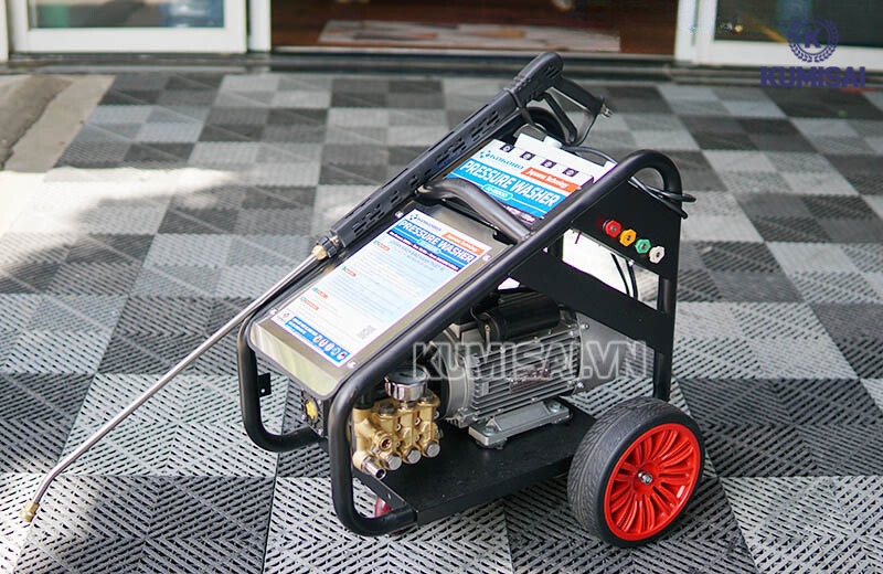 Một số điều cần lưu ý để mua được máy phun rửa xe 4HP chất lượng