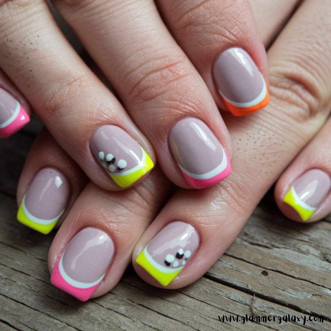 Classy Vacation Nails having Neon and Neutral Fusion
