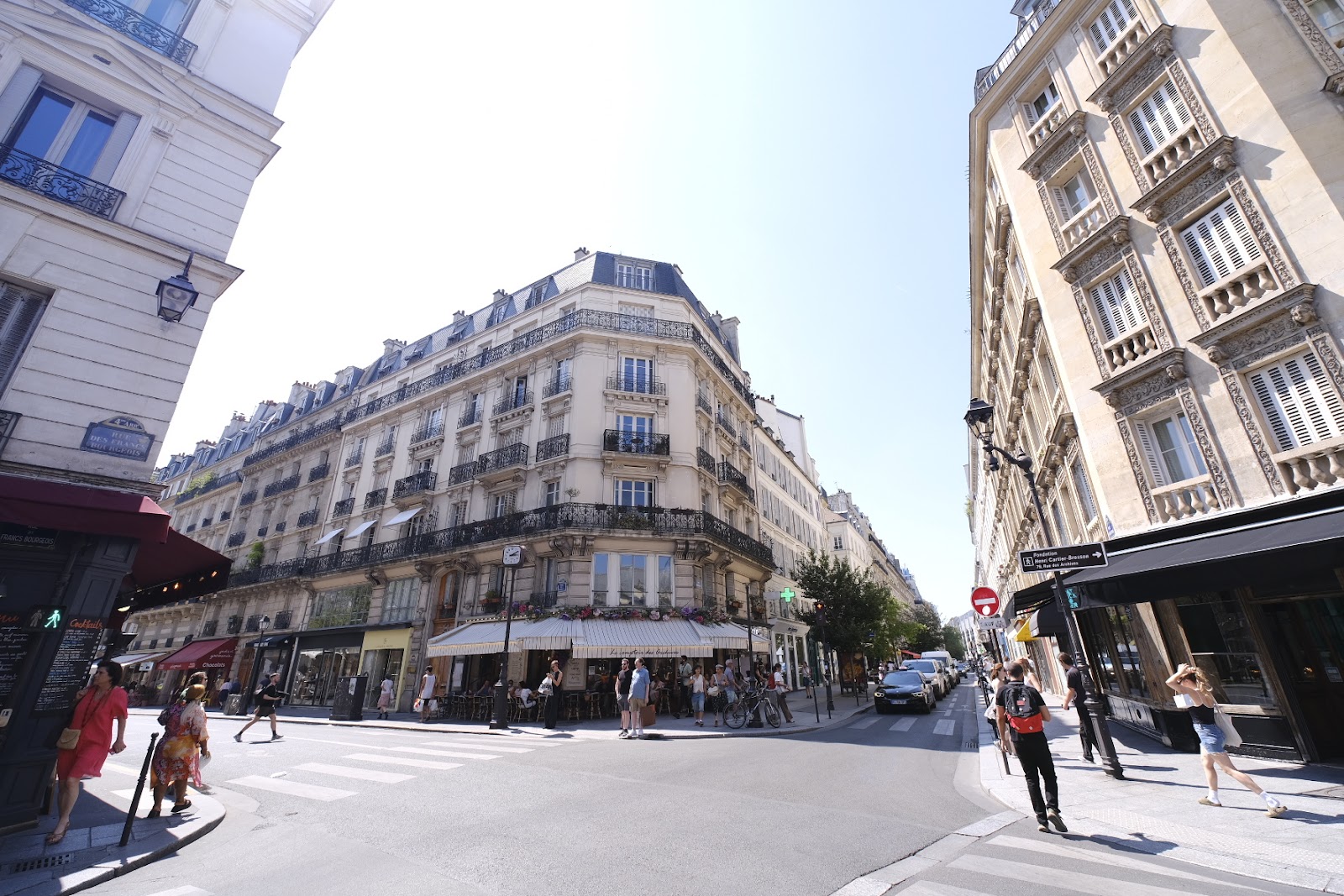 Haussmannian architecture in the neighborhood  Le Marais