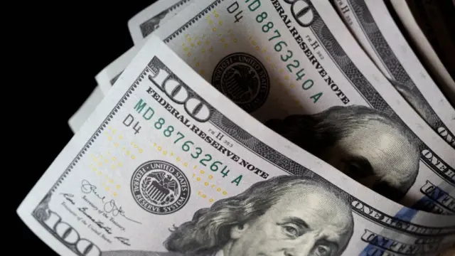 Dolar, kritik PCE verisi öncesinde geri çekildi