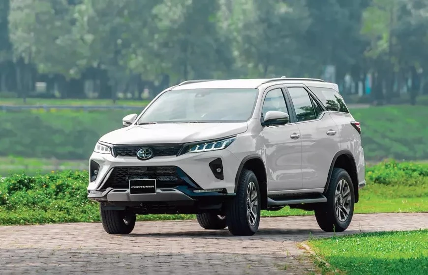 Toyota Fortuner 2024 