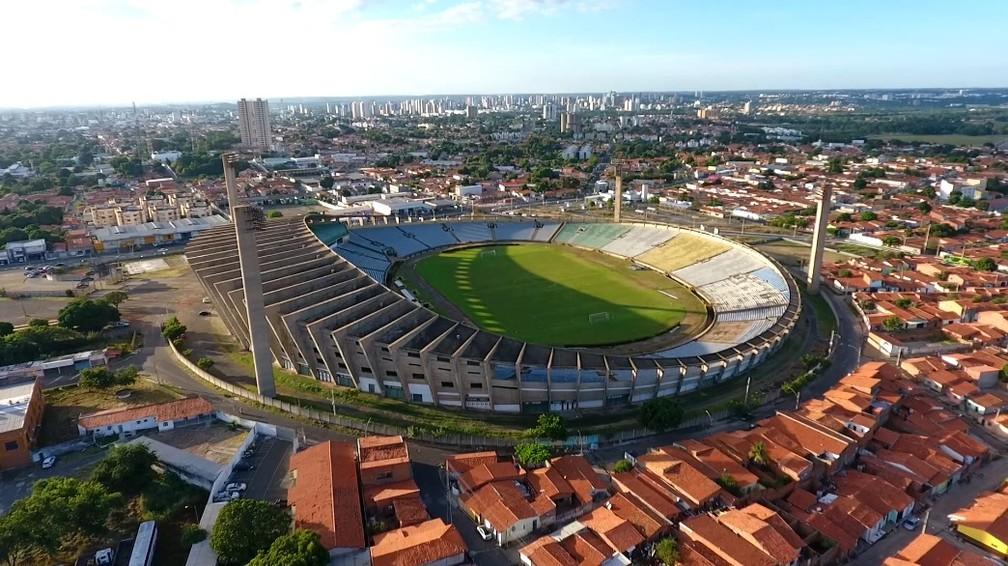 Fundespi busca liberação de 30 mil torcedores para jogo entre Flamengo e  Altos no Albertão