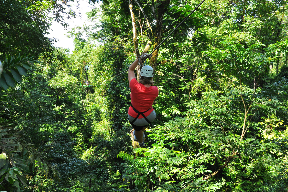 ziplining in Punta Uva 