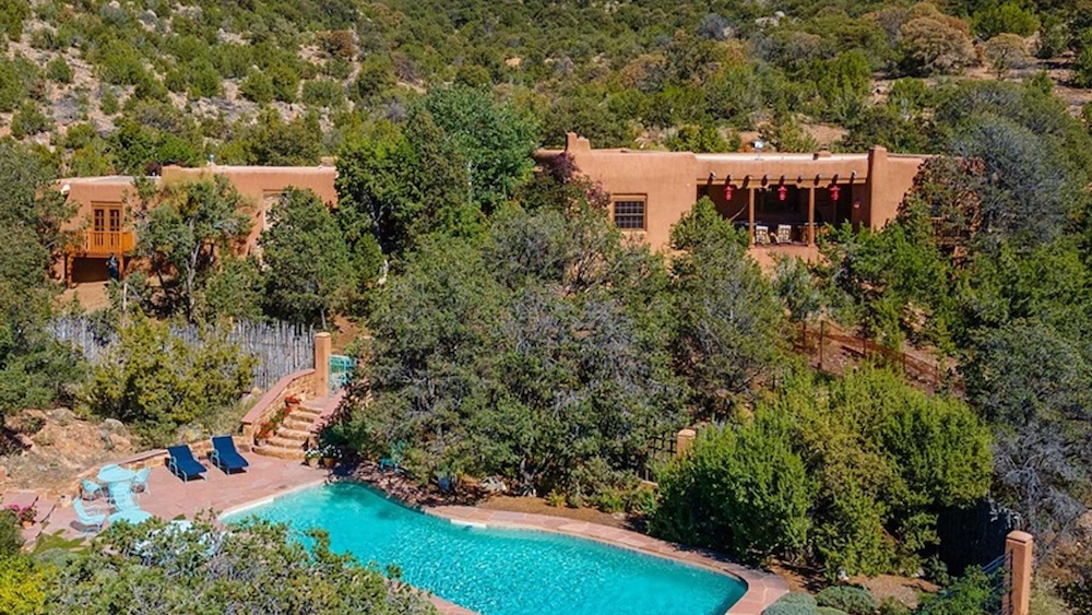 santa fe vacation home tucked away in the mountains