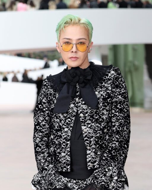 This contain an image of G-Dragon