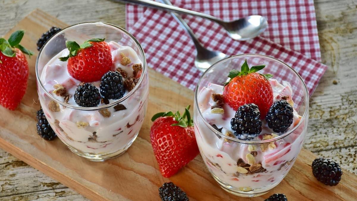 A picture of Berry and Greek Yogurt Parfait