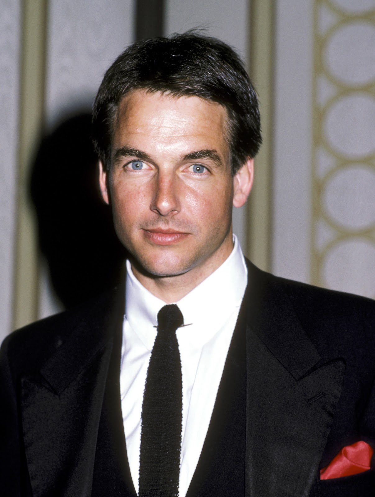 The actor attends the 24th Annual International Broadcasting Awards on March 20, 1984 | Source: Getty Images