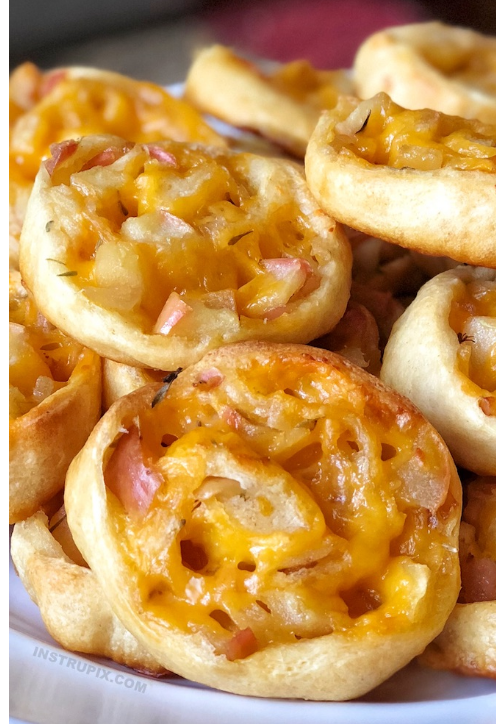 Apple Cheddar Pinwheels