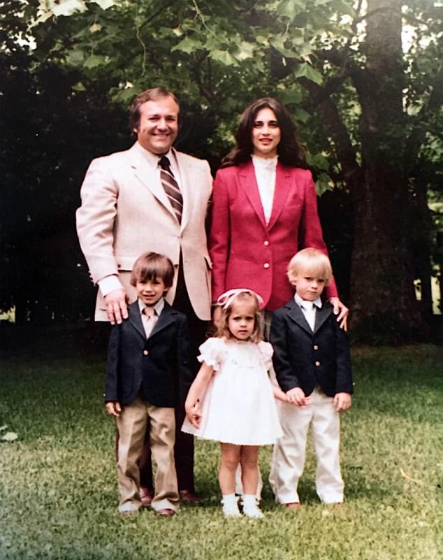 Deborah Dubois with her family